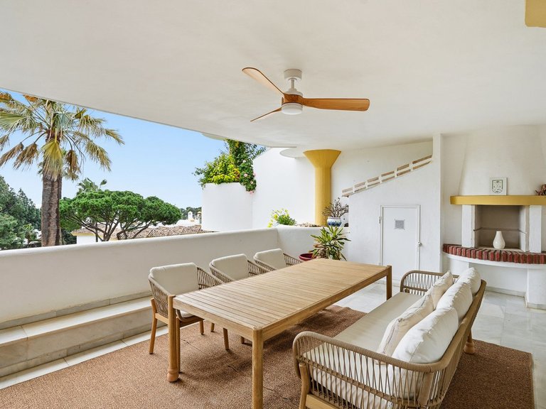 Apartment for Sale in Calahonda, Malaga 33
