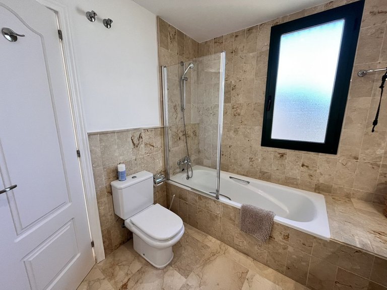 Apartment for Sale in Marbella, Malaga 20