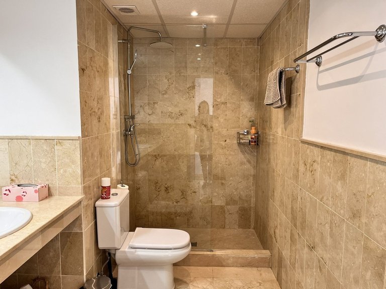 Apartment for Sale in Marbella, Malaga 35