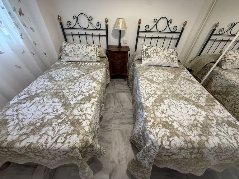 Apartment for Sale in Puerto Banús, Malaga 5