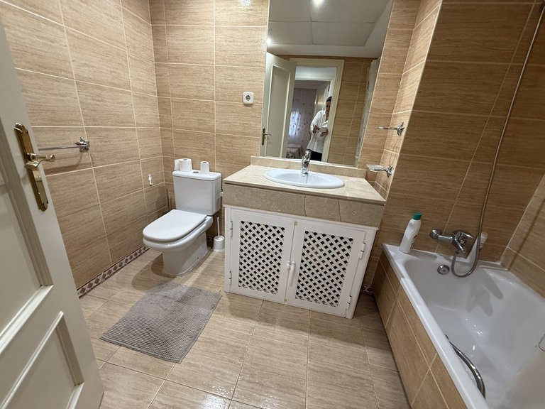 Apartment for Sale in Puerto Banús, Malaga 6