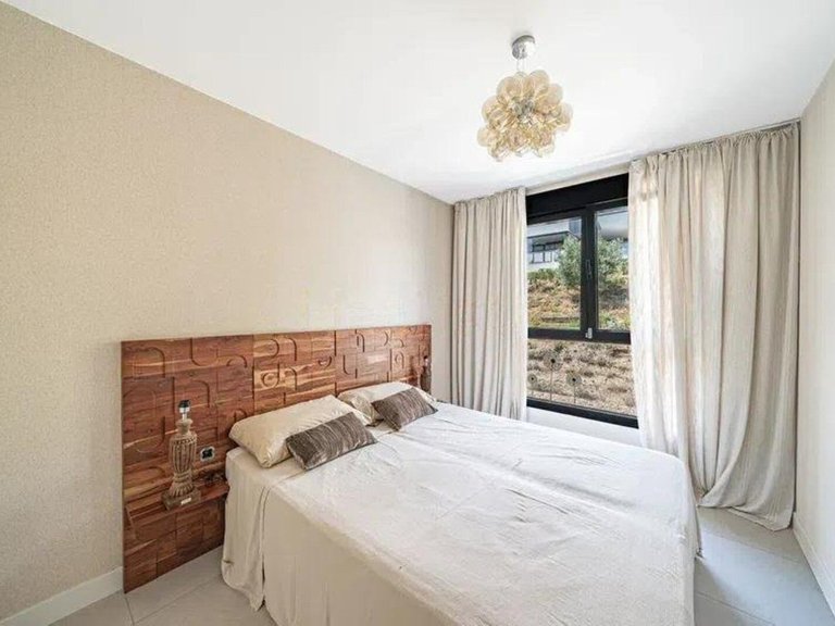 Apartment for Sale in Estepona, Malaga 11