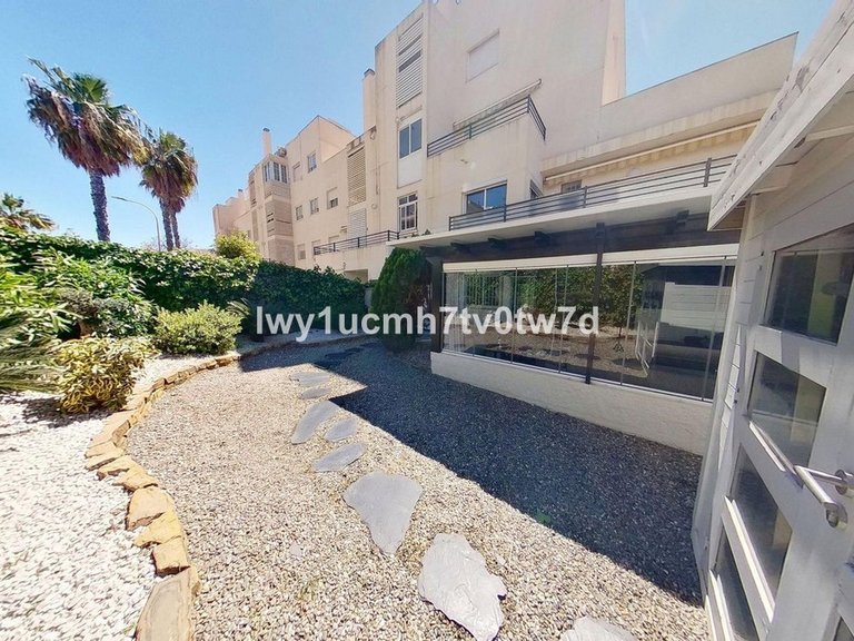 Apartment for Sale in Arroyo De La Miel, Malaga 12