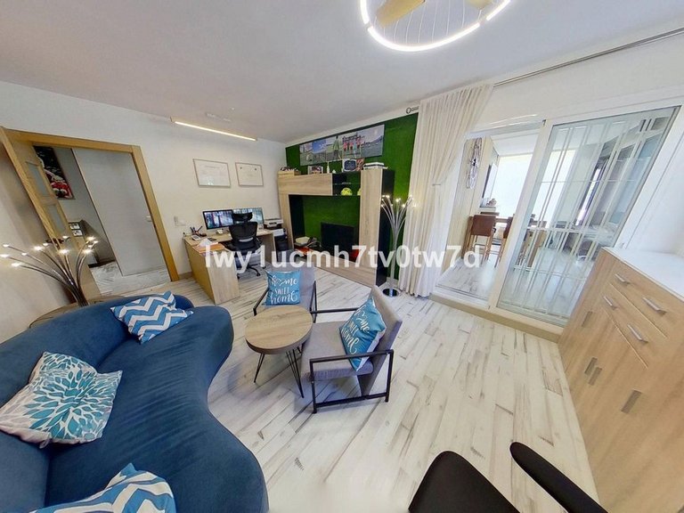 Apartment for Sale in Arroyo De La Miel, Malaga 17