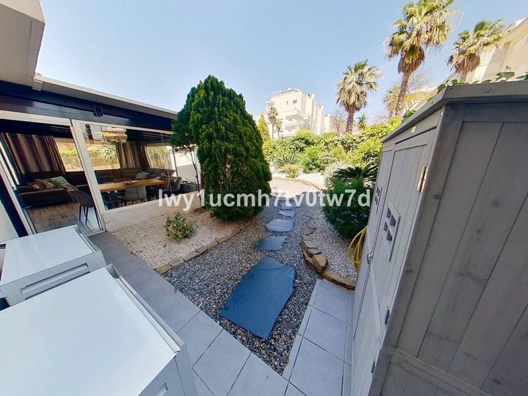 Apartment for Sale in Arroyo De La Miel, Malaga 2