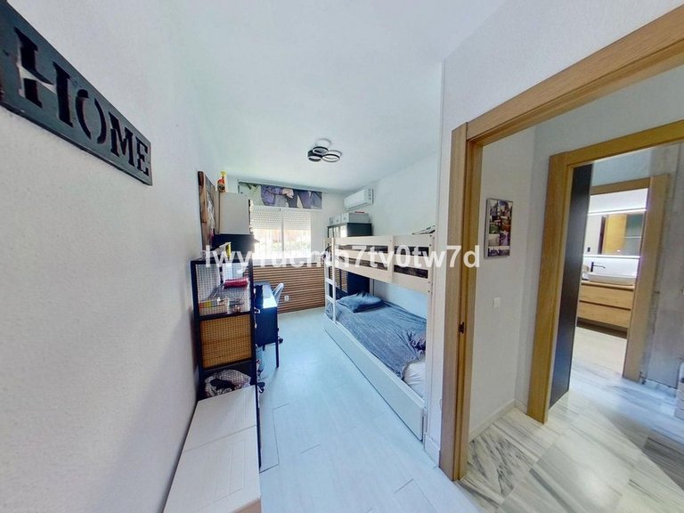 Apartment for Sale in Arroyo De La Miel, Malaga 6