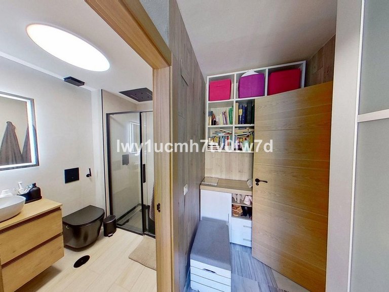 Apartment for Sale in Arroyo De La Miel, Malaga 7