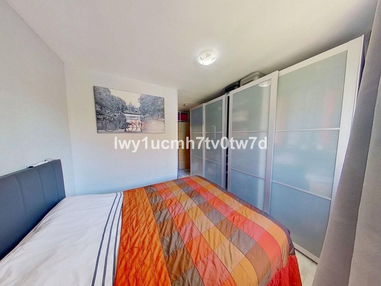 Apartment for Sale in Arroyo De La Miel, Malaga 9
