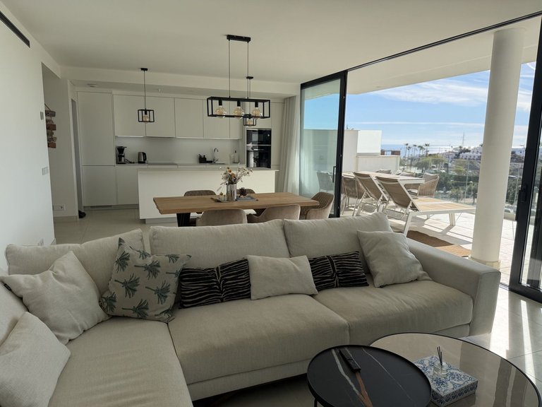 Apartment for Sale in Higueron, Malaga 9