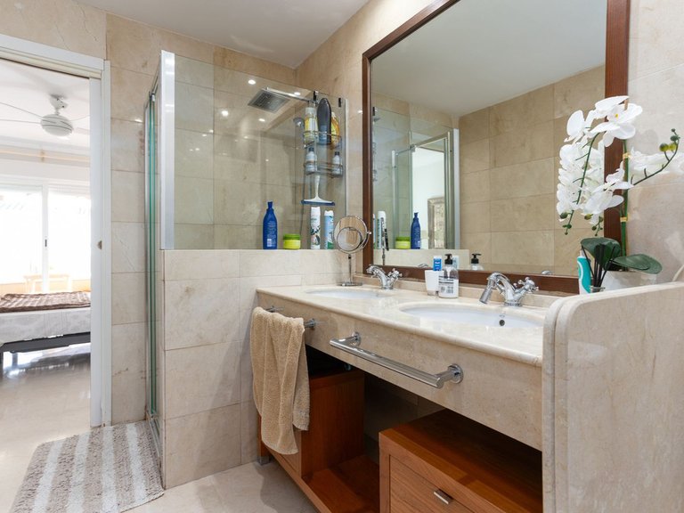 Apartment for Sale in San Pedro De Alcántara, Malaga 16