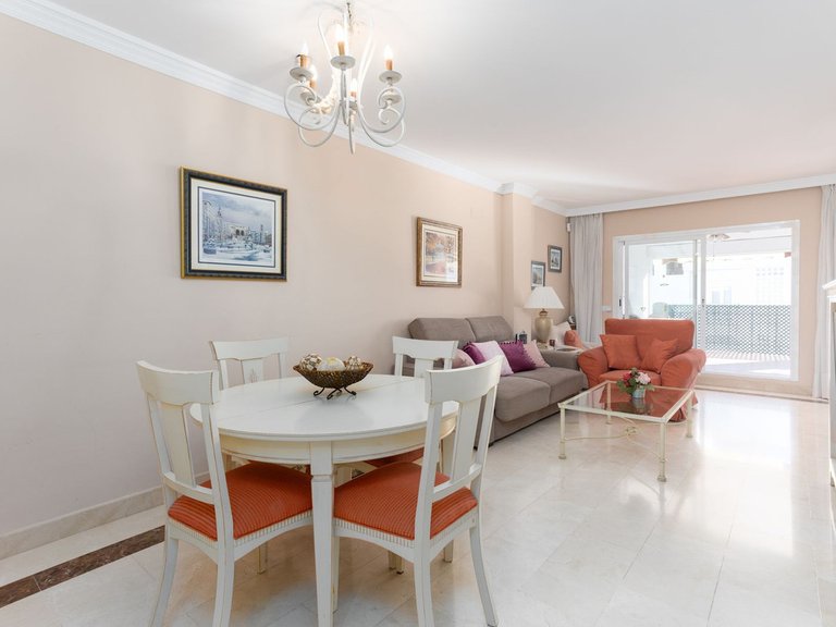 Apartment for Sale in San Pedro De Alcántara, Malaga 5