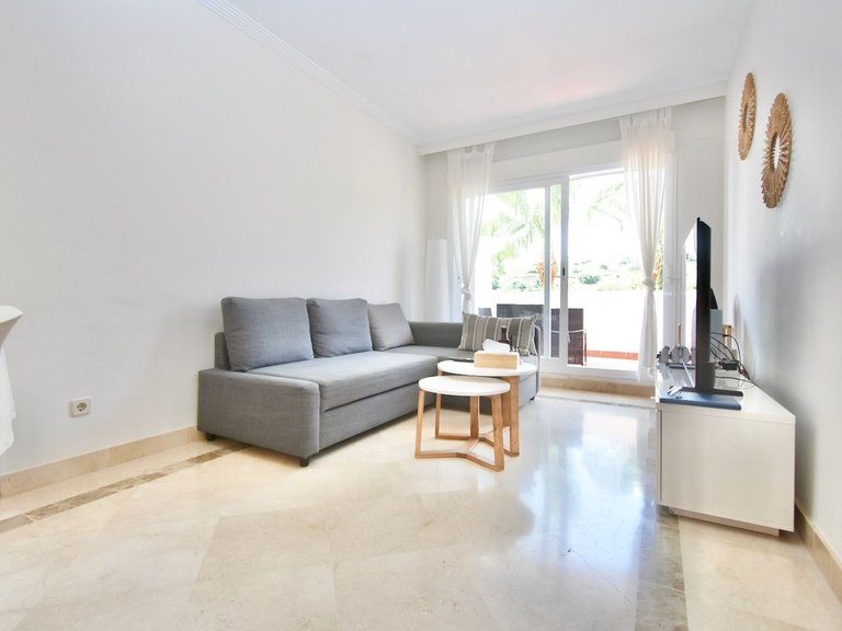 Apartment for Sale in Calanova Golf, Malaga 11