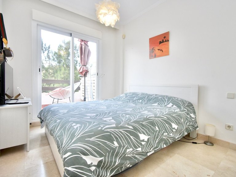 Apartment for Sale in Calanova Golf, Malaga 19
