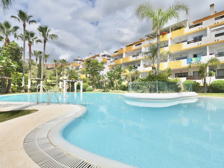 Apartment for Sale in Calanova Golf, Malaga 36