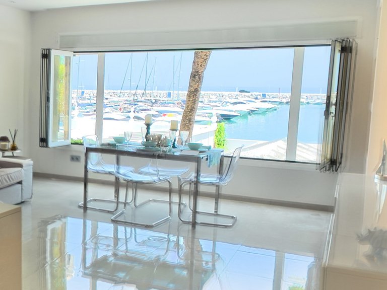 Apartment for Sale in Puerto Banús, Malaga 2