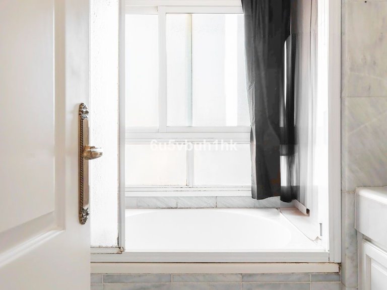 Apartment for Sale in Fuengirola, Malaga 15