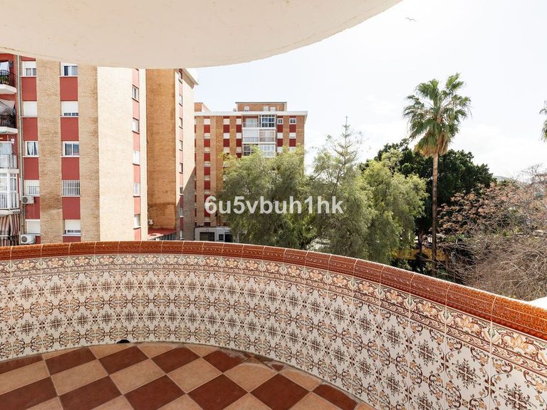 Apartment for Sale in Fuengirola, Malaga 3