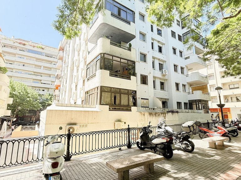 Apartment for Sale in Marbella, Malaga 14