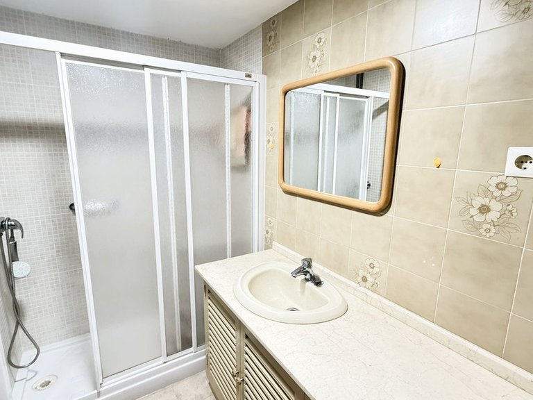 Apartment for Sale in Marbella, Malaga 9