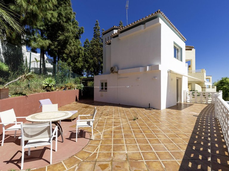 Town House for Sale in Cabopino, Malaga 1