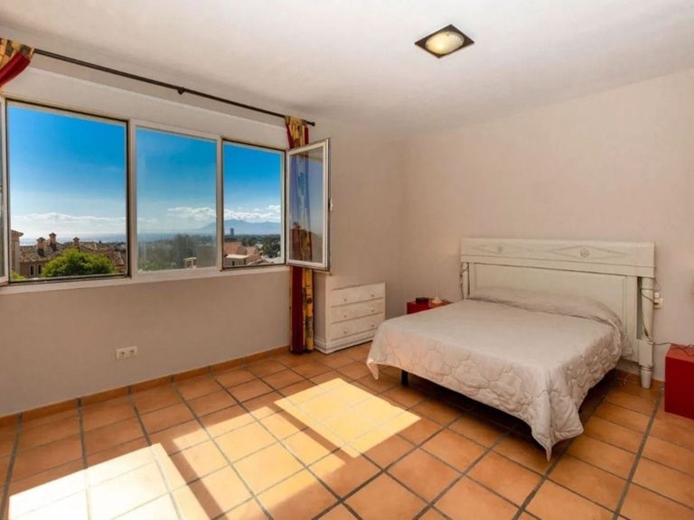 Town House for Sale in Cabopino, Malaga 12