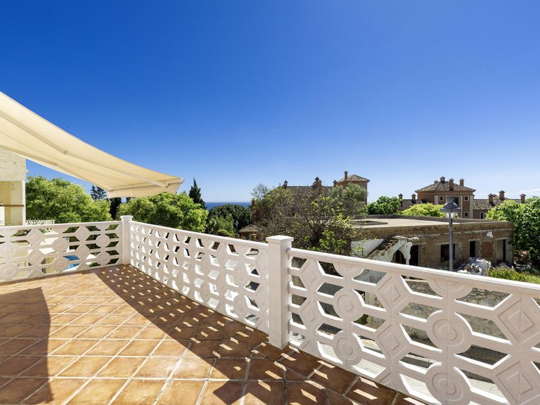 Town House for Sale in Cabopino, Malaga 2