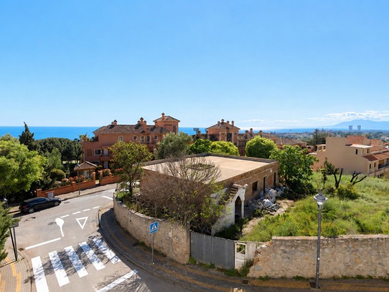 Town House for Sale in Cabopino, Malaga 3