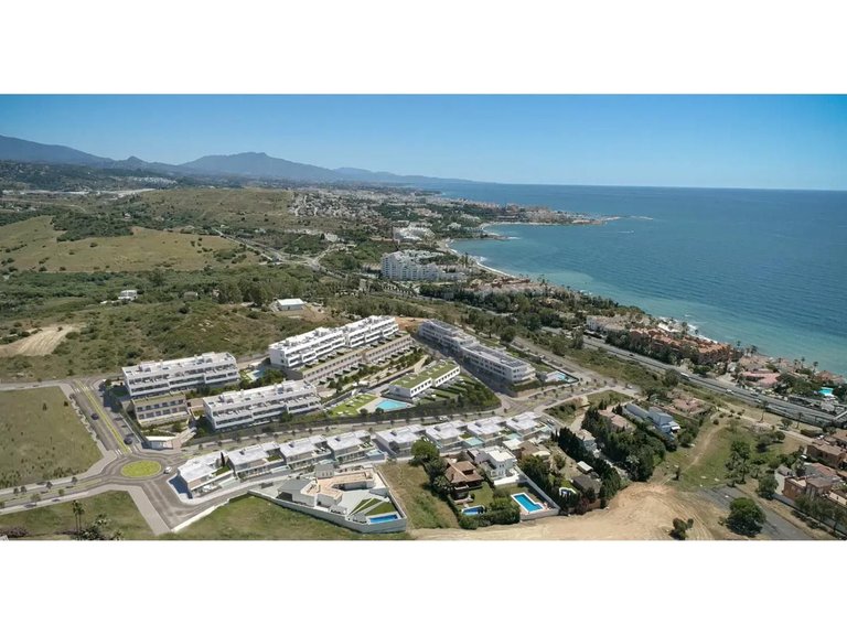 Villa for Sale in Estepona, Malaga 16