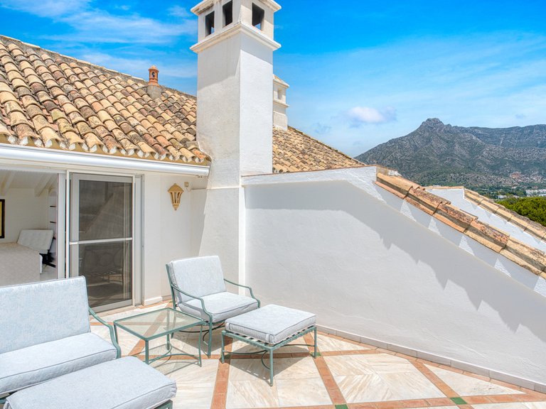 Apartment for Sale in The Golden Mile, Malaga 34