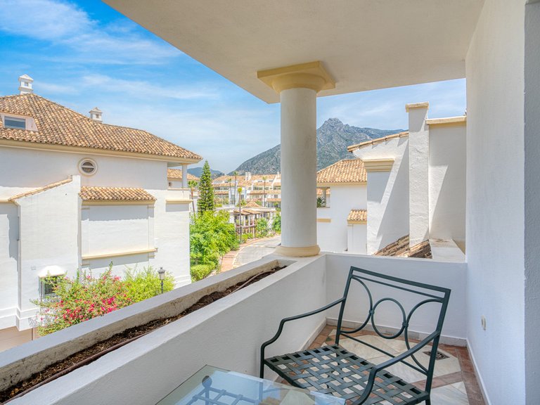 Apartment for Sale in The Golden Mile, Malaga 36