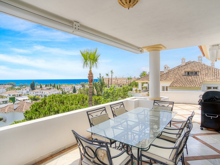 Apartment for Sale in The Golden Mile, Malaga 9