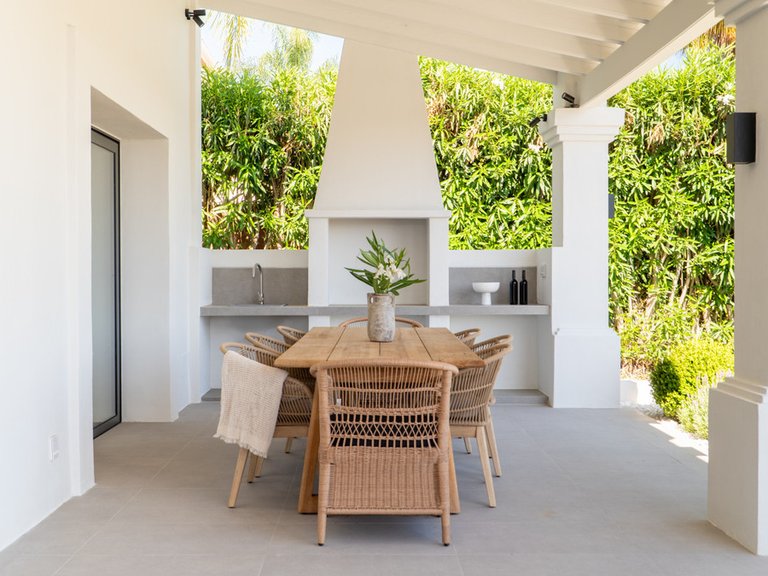 Villa for Sale in Nueva Andalucía, Malaga 18