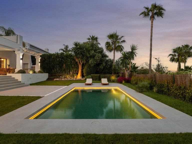 Villa for Sale in Nueva Andalucía, Malaga 34