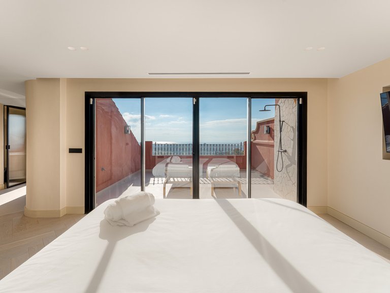 Apartment for Sale in La Quinta, Malaga 11