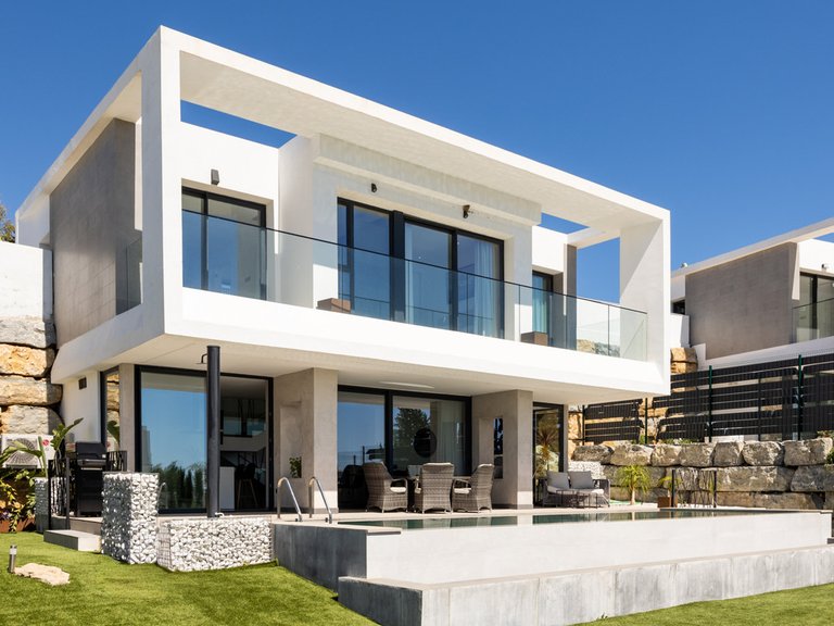 Villa for Sale in Valle Romano, Malaga 1