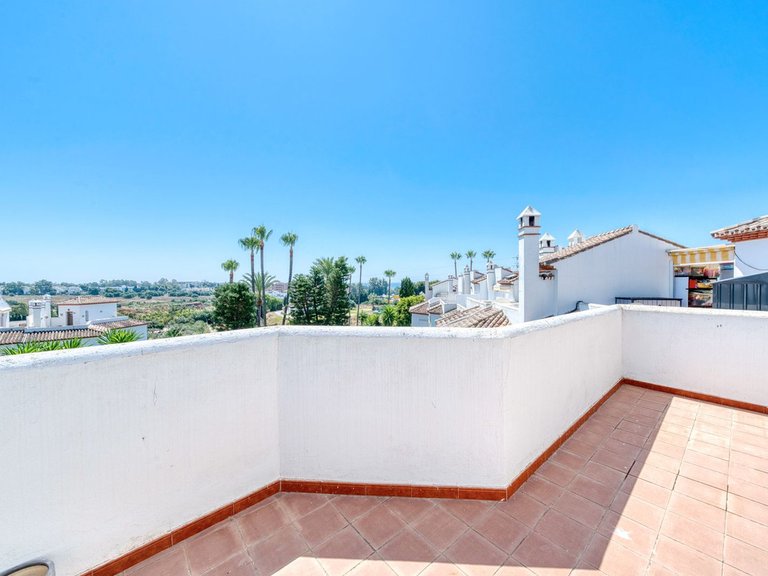 Villa for Sale in Bel Air, Malaga 15