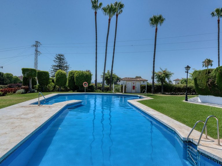 Villa for Sale in Bel Air, Malaga 16