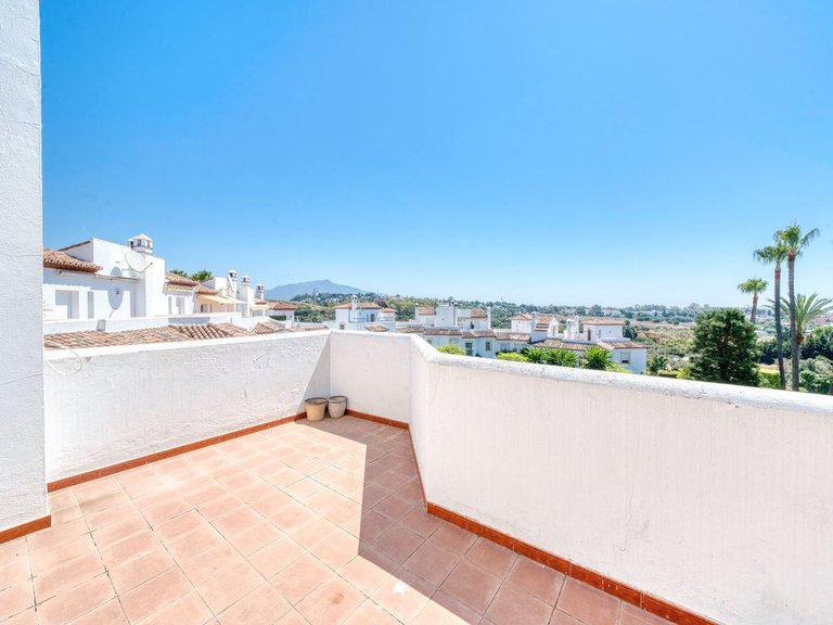Villa for Sale in Bel Air, Malaga 2