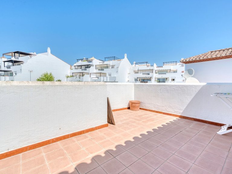 Villa for Sale in Bel Air, Malaga 23
