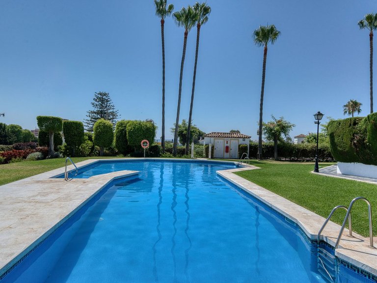 Villa for Sale in Bel Air, Malaga 30