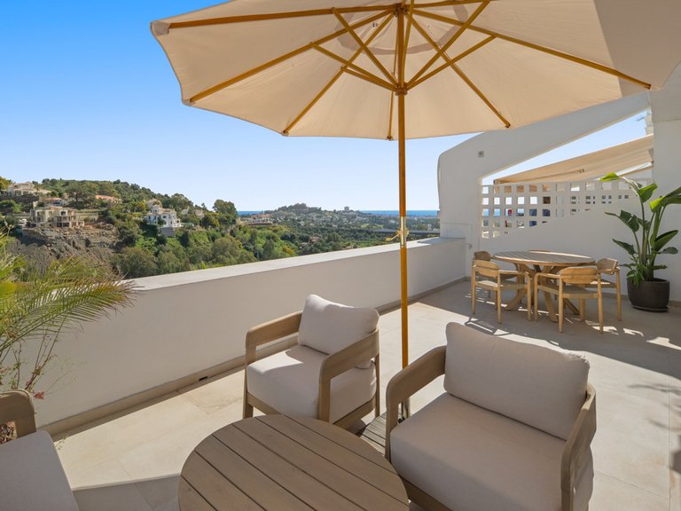 Apartment for Sale in La Quinta, Malaga 1
