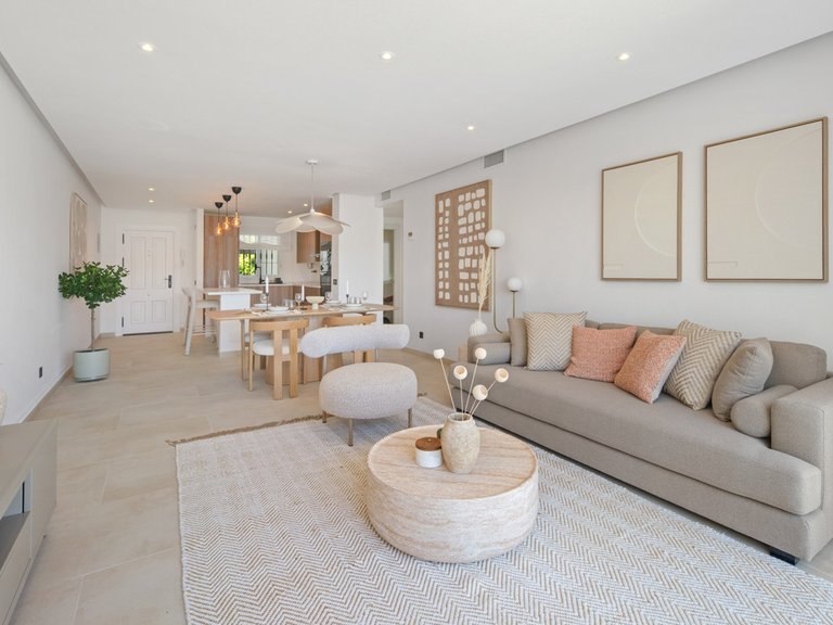 Apartment for Sale in La Quinta, Malaga 11
