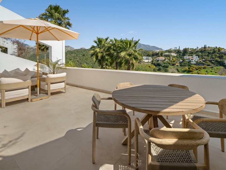 Apartment for Sale in La Quinta, Malaga 15