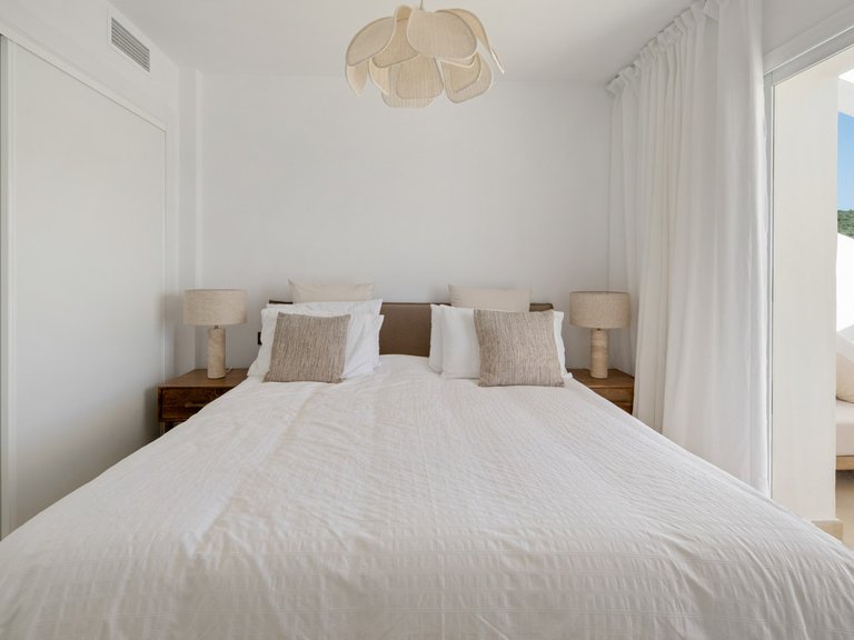 Apartment for Sale in La Quinta, Malaga 20
