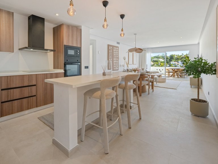 Apartment for Sale in La Quinta, Malaga 8
