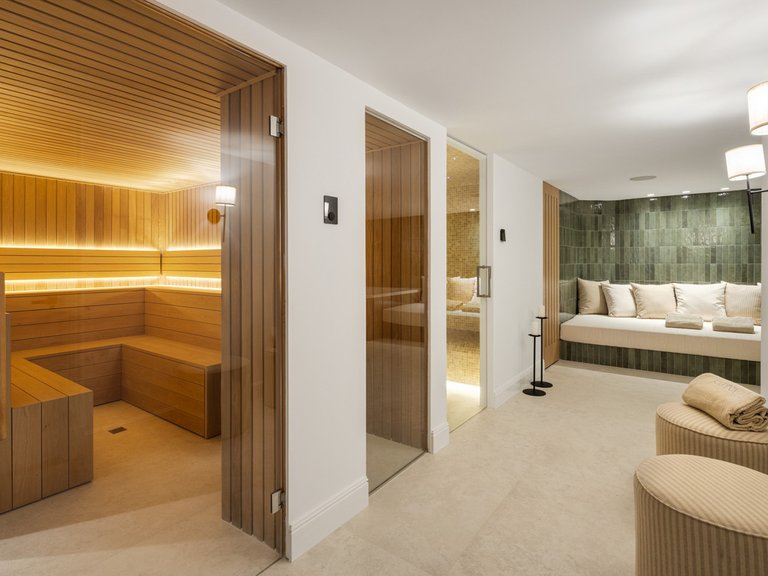 Villa for Sale in Costa del Sol Nueva Andalucía, Malaga 27