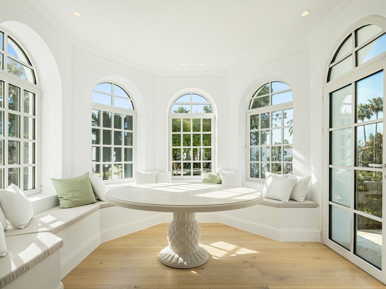 Villa for Sale in Costa del Sol Nueva Andalucía, Malaga 9