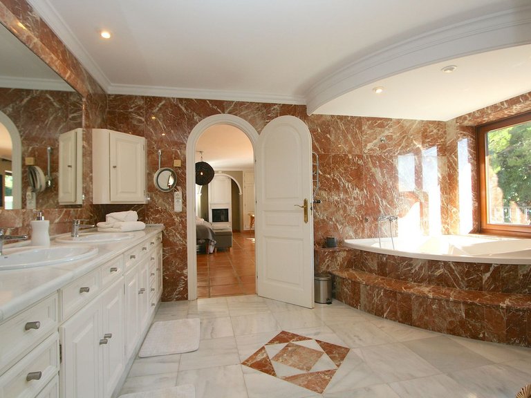 Villa for Sale in Costa del Sol Mijas, Malaga 18