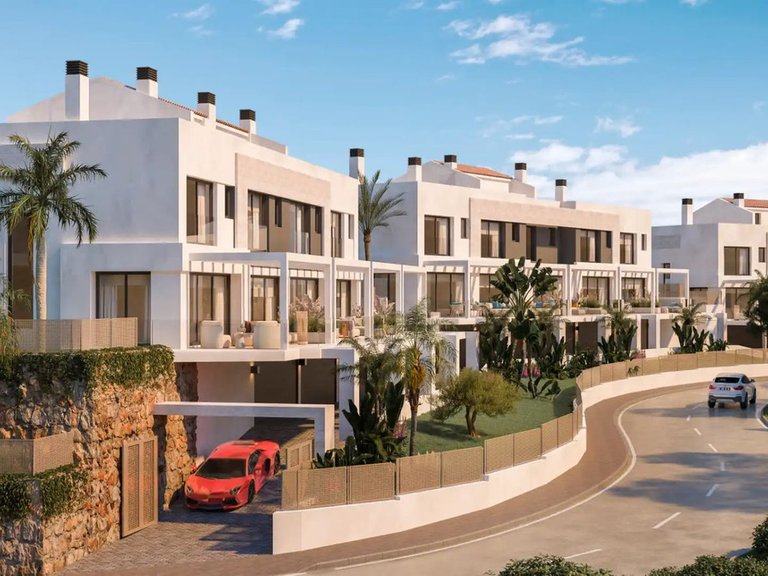 Town House for Sale in Calahonda, Malaga 4