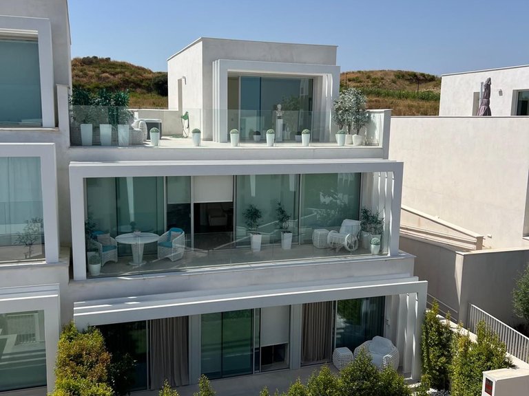Villa for Sale in Sotogrande, Cadiz 90